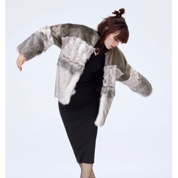 Zara contrasting faux fur jacket - Picture 2 of 5